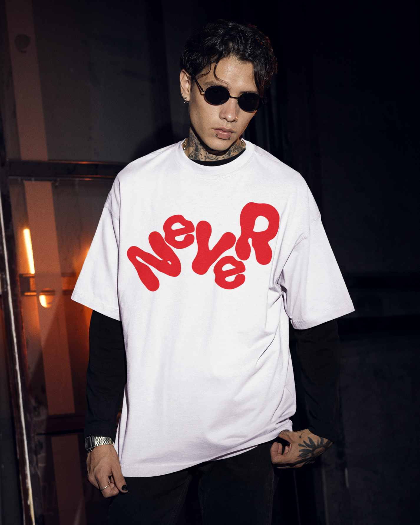 NEVER: WHITE OVERSIZED T-SHIRT