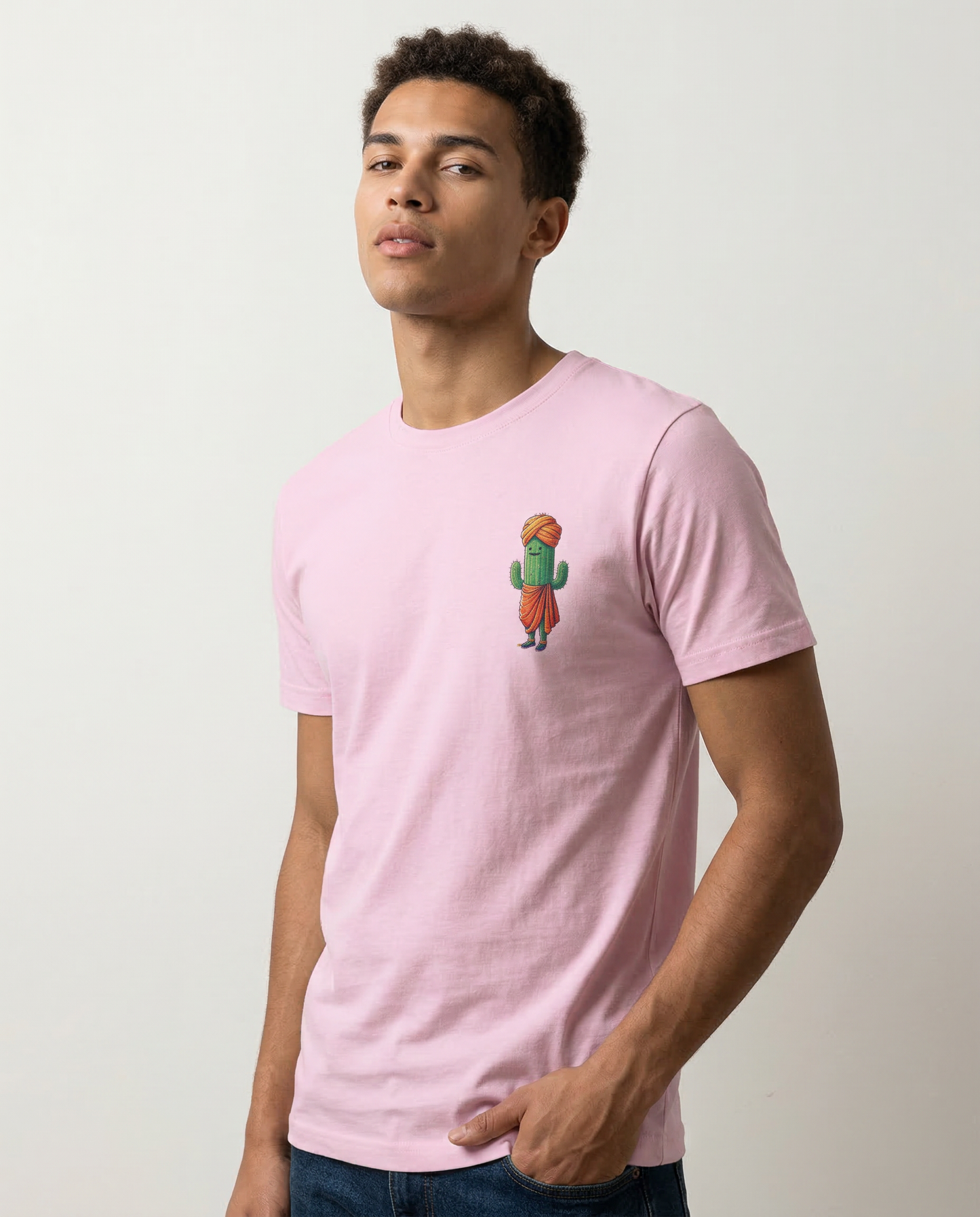 PRICKLY PUNDIT: ROUND NECK T-SHIRT
