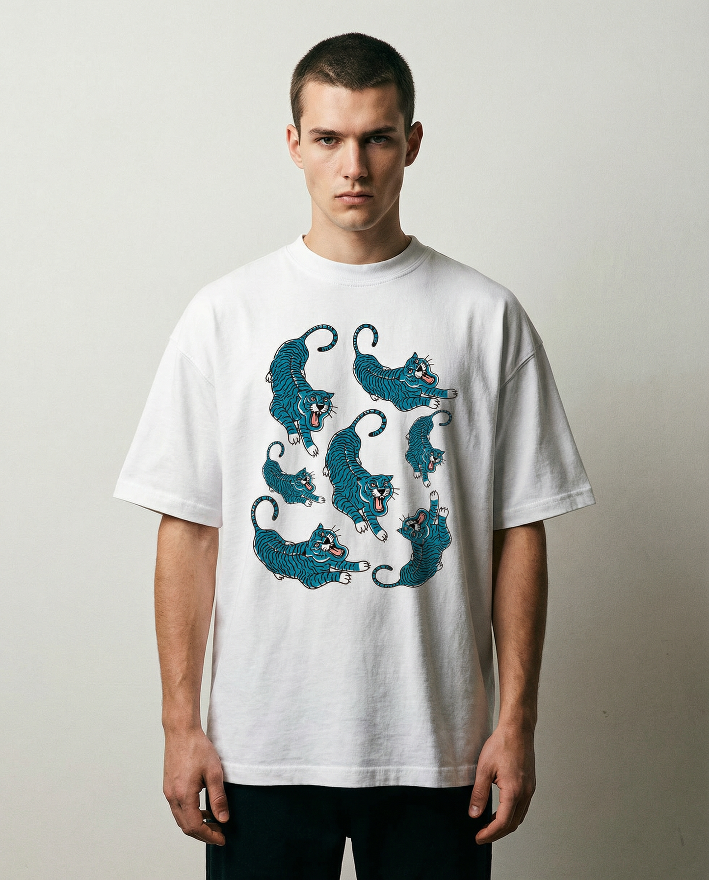 PREDATOR: WHITE OVERSIZED T-SHIRT FOR MEN