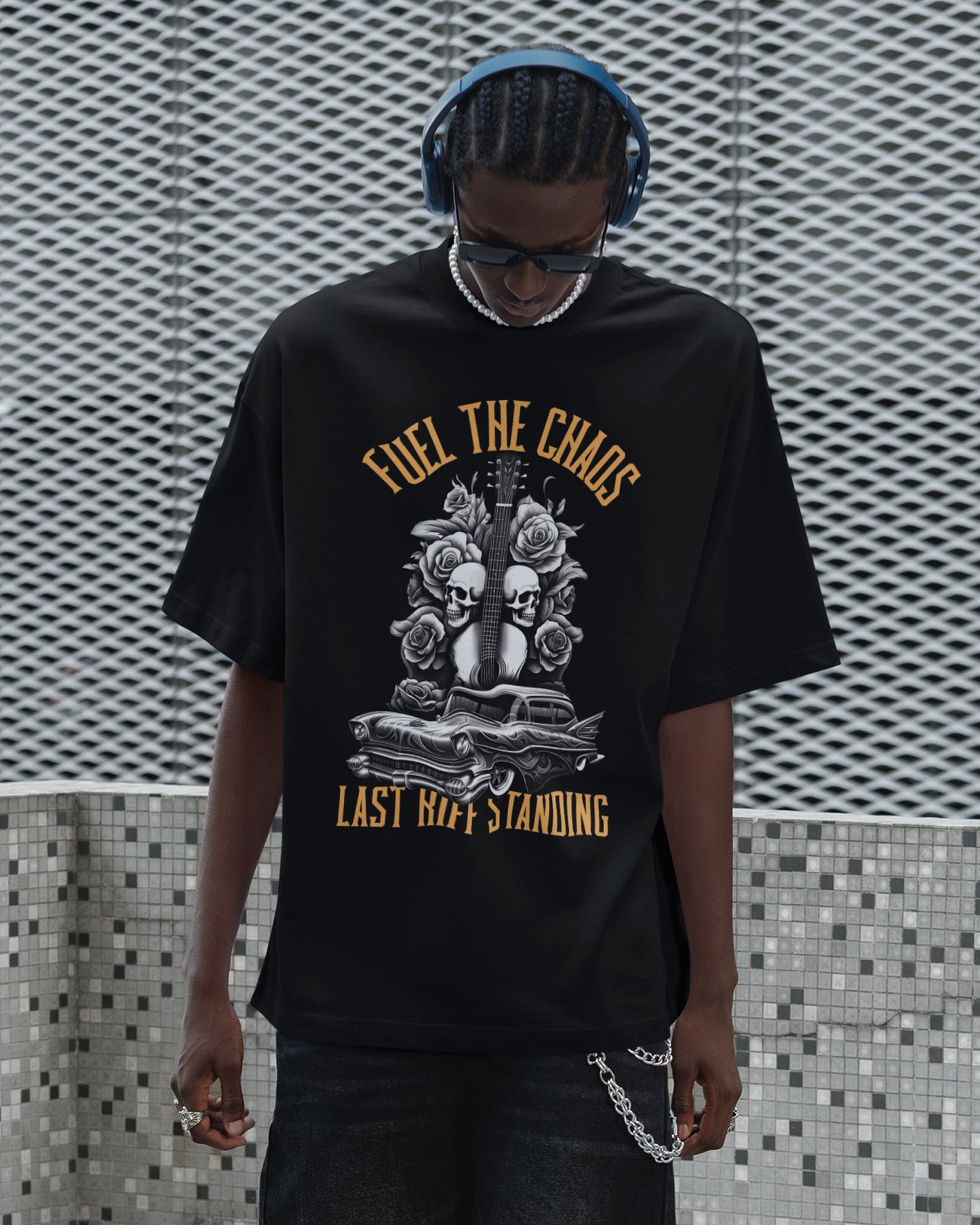 Black Oversized T-Shirt: Last Riff