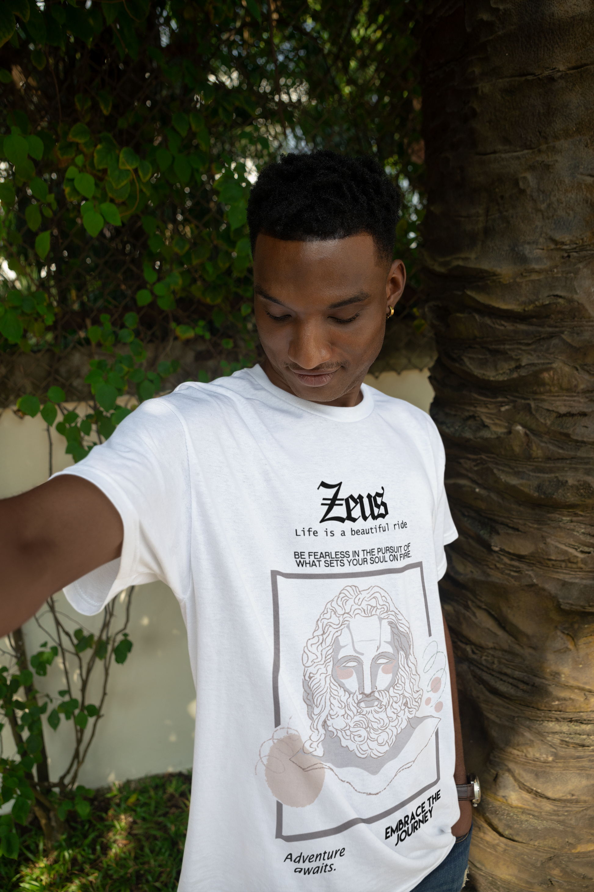 zeus-white-oversized-tshirt